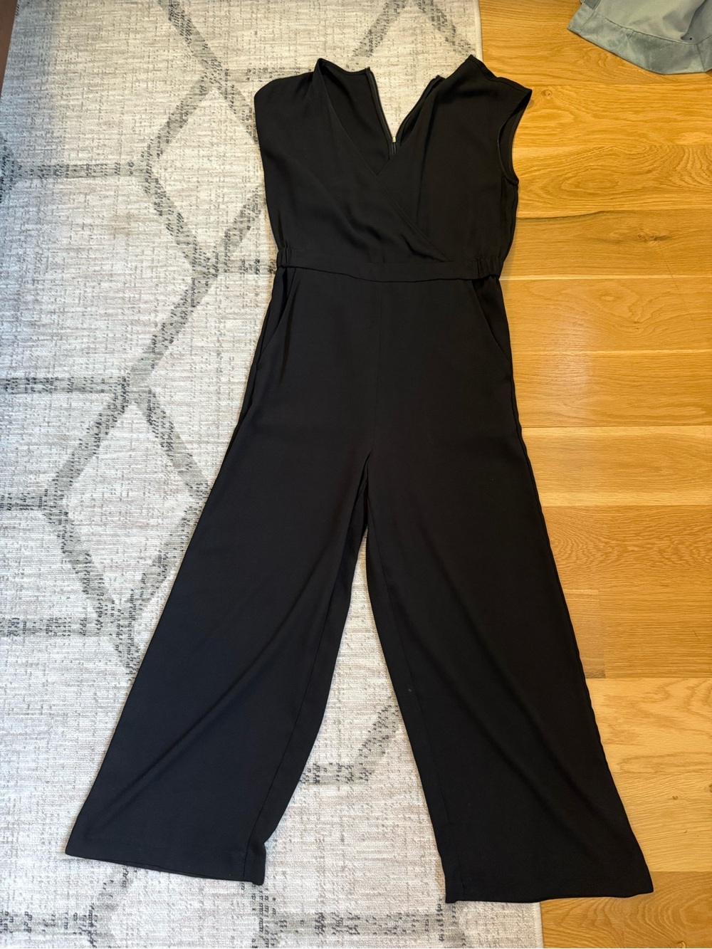 Uniqlo Black Sleeveless V-Neck Wide-Leg Jumpsuit